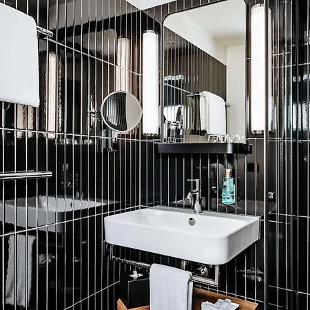 Western Szálloda 4*