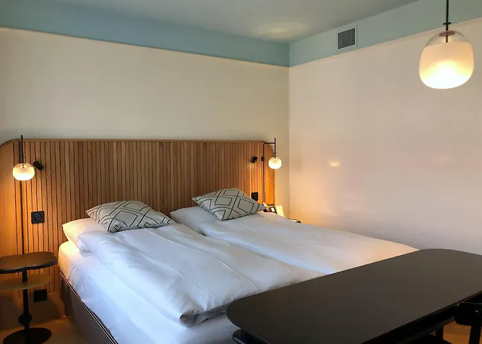 Hotel Western