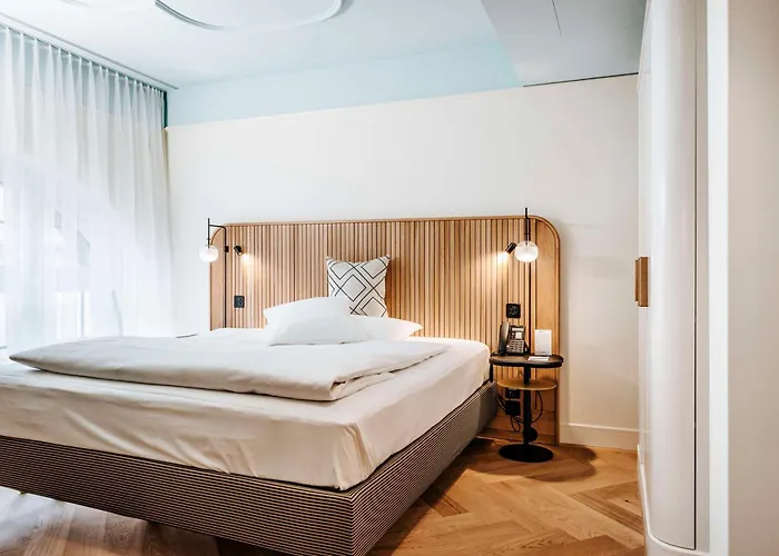 Western ホテル 4*