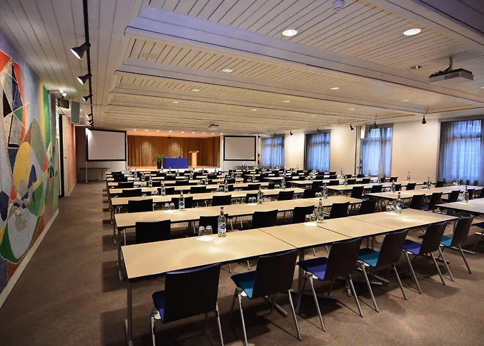 ホテル Western 4*